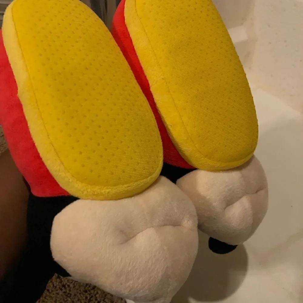 Disney Mickey Mouse big face slippers youth size 9/10